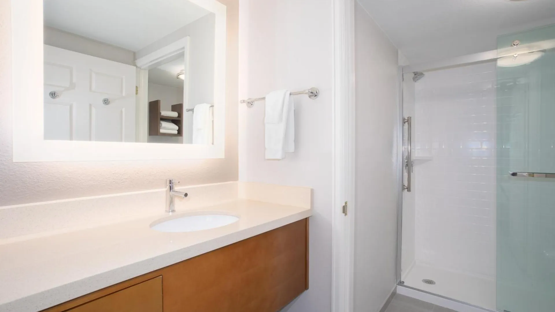 *** Hotel Staybridge Suites Denver International Airport By Ihg USA